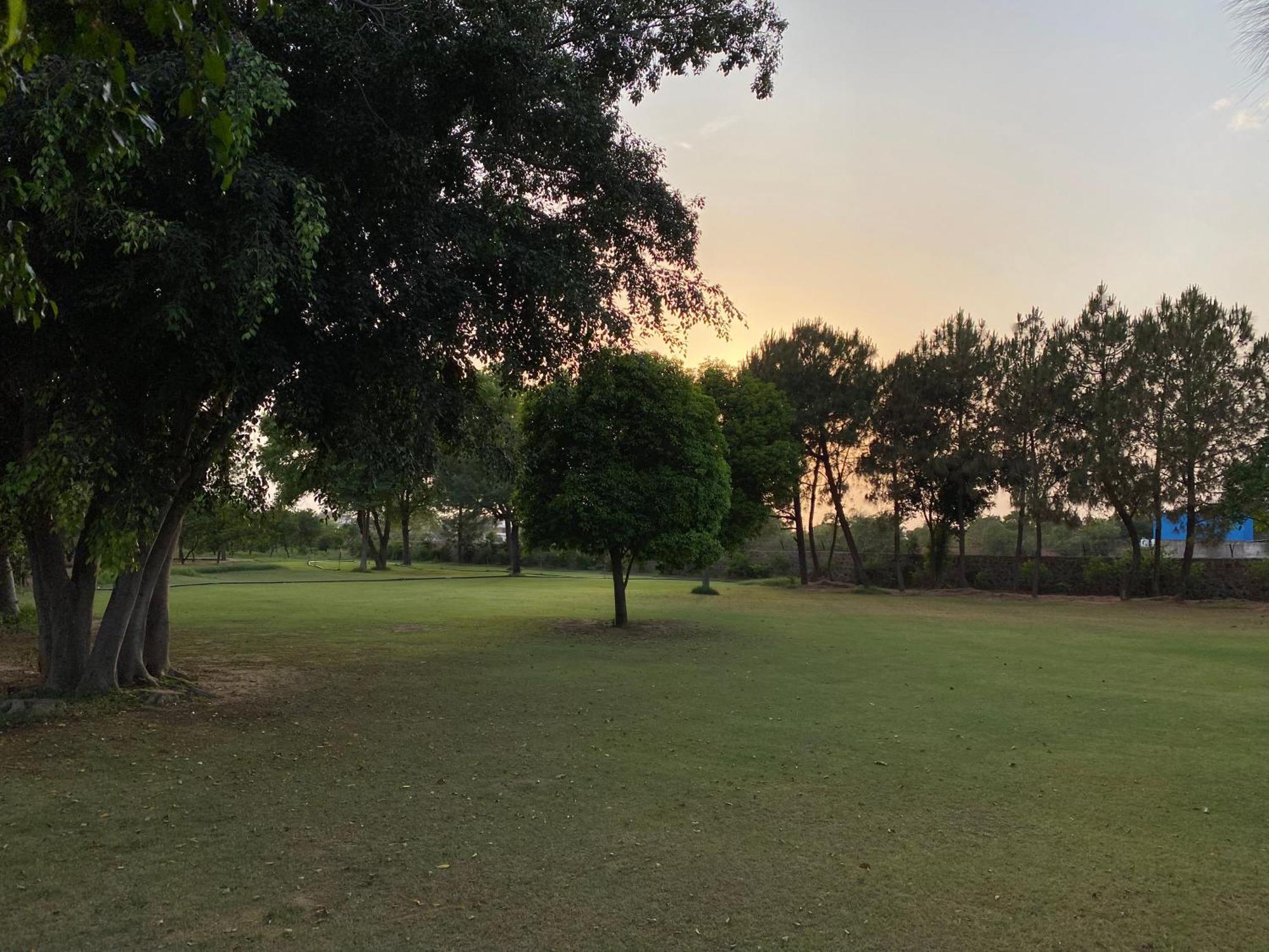 Orchard At Sarai Villa Gurgaon Luaran gambar