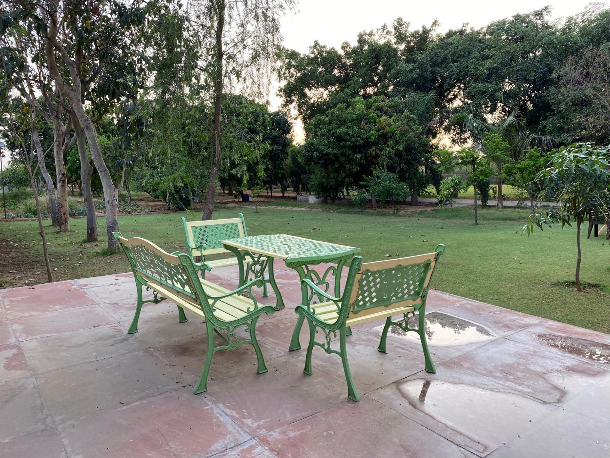 Orchard At Sarai Villa Gurgaon Luaran gambar